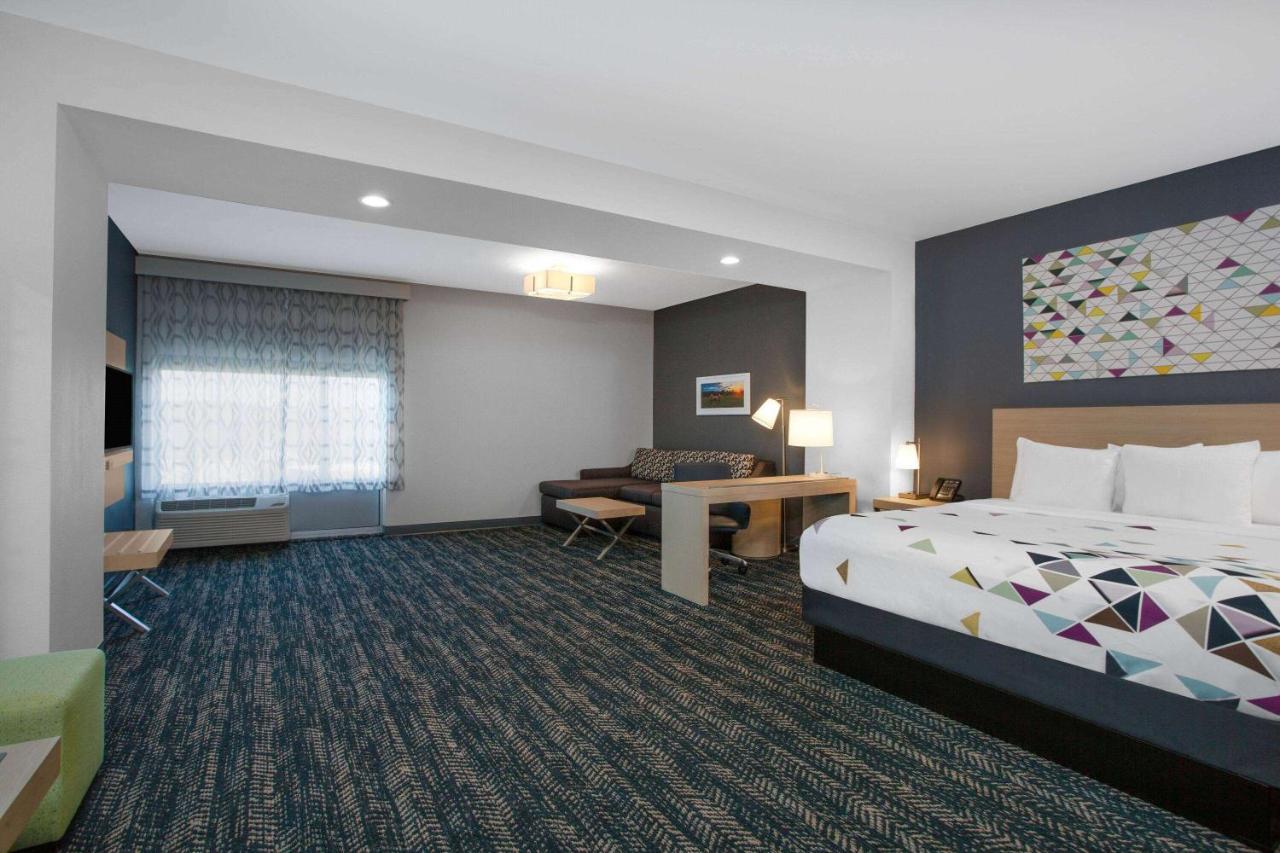 La Quinta Inn & Suites By Wyndham Manassas, Va- Dulles Airport エクステリア 写真